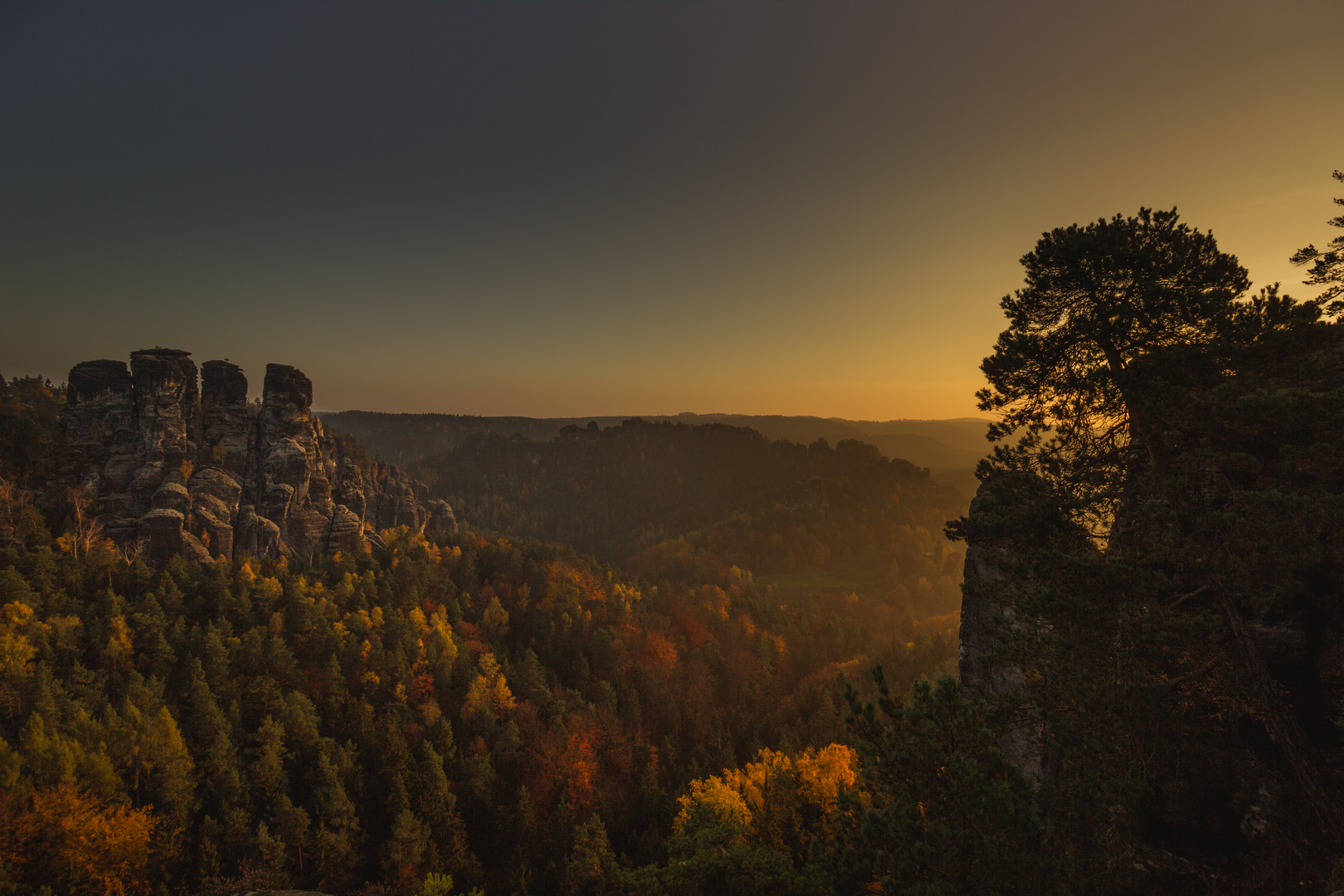 Sonnenaufgang in der "Herbstlichen Schweiz"