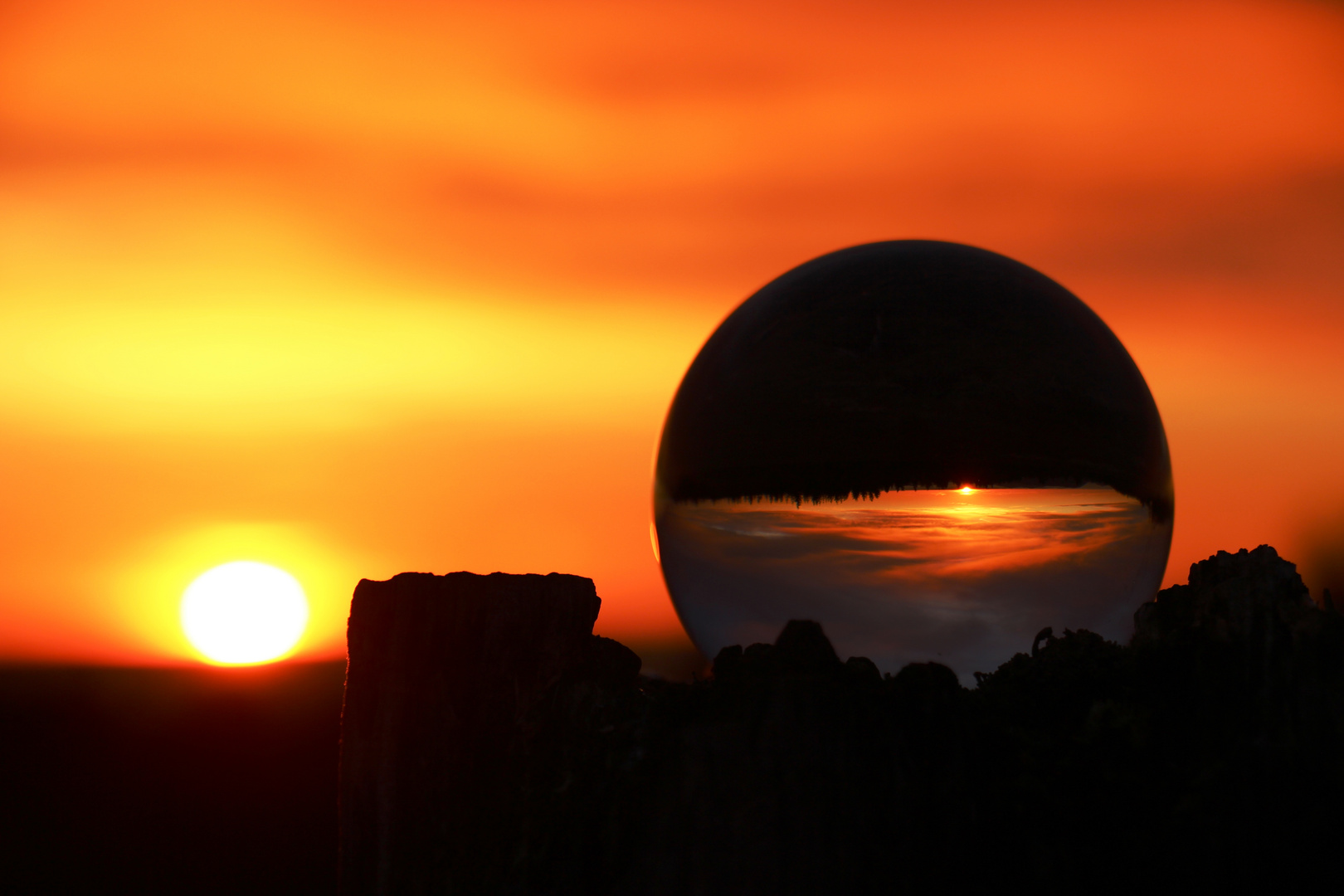 Sonnenaufgang in der Kugel