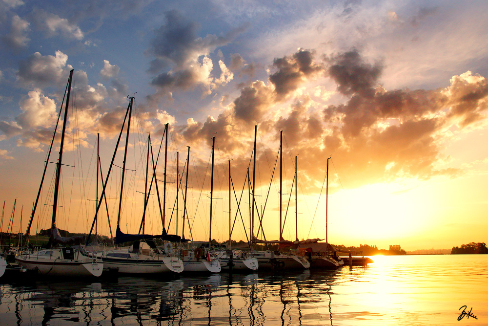 Sonnenaufgang in der Marina