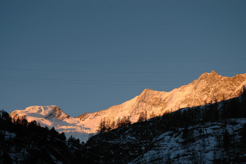 Sonnenaufgang in der Mischabelgruppe im Saastal