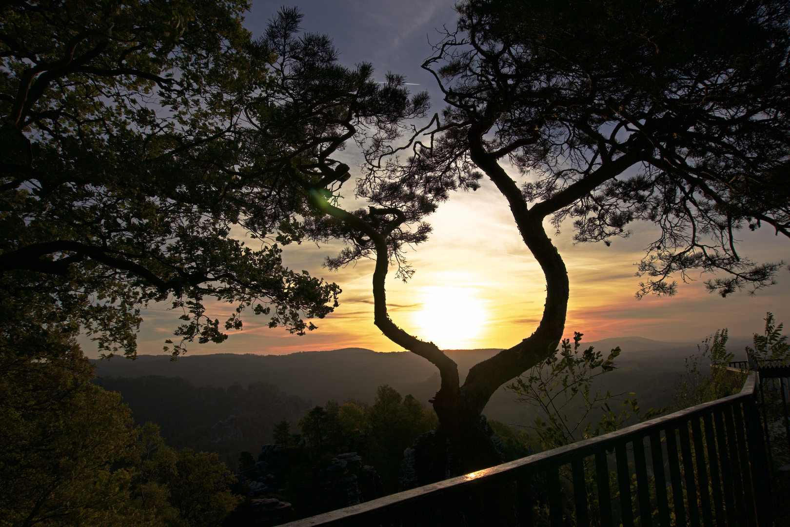 Sonnenaufgang in der Sächsischen Schweiz. 