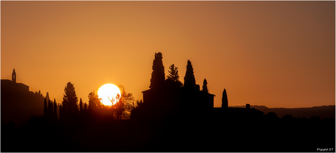 Sonnenaufgang in der Toskana