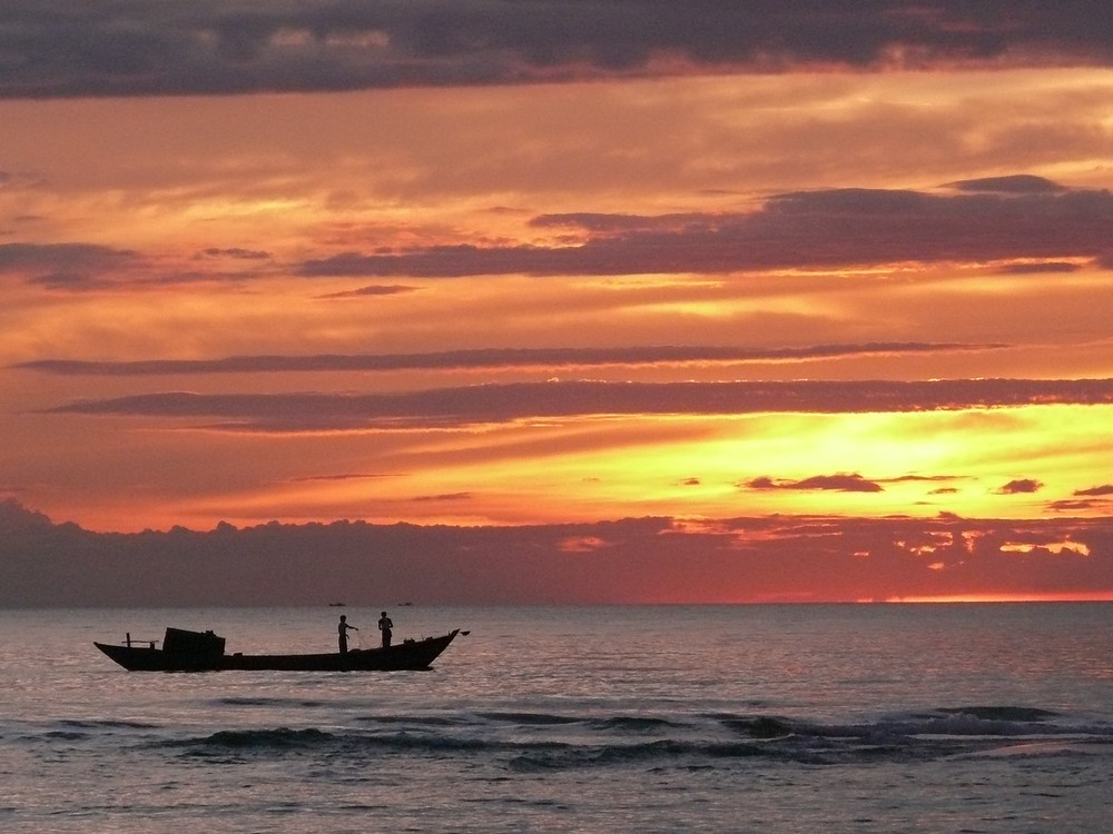 Sonnenaufgang in Dong Hoi (Vietnam)