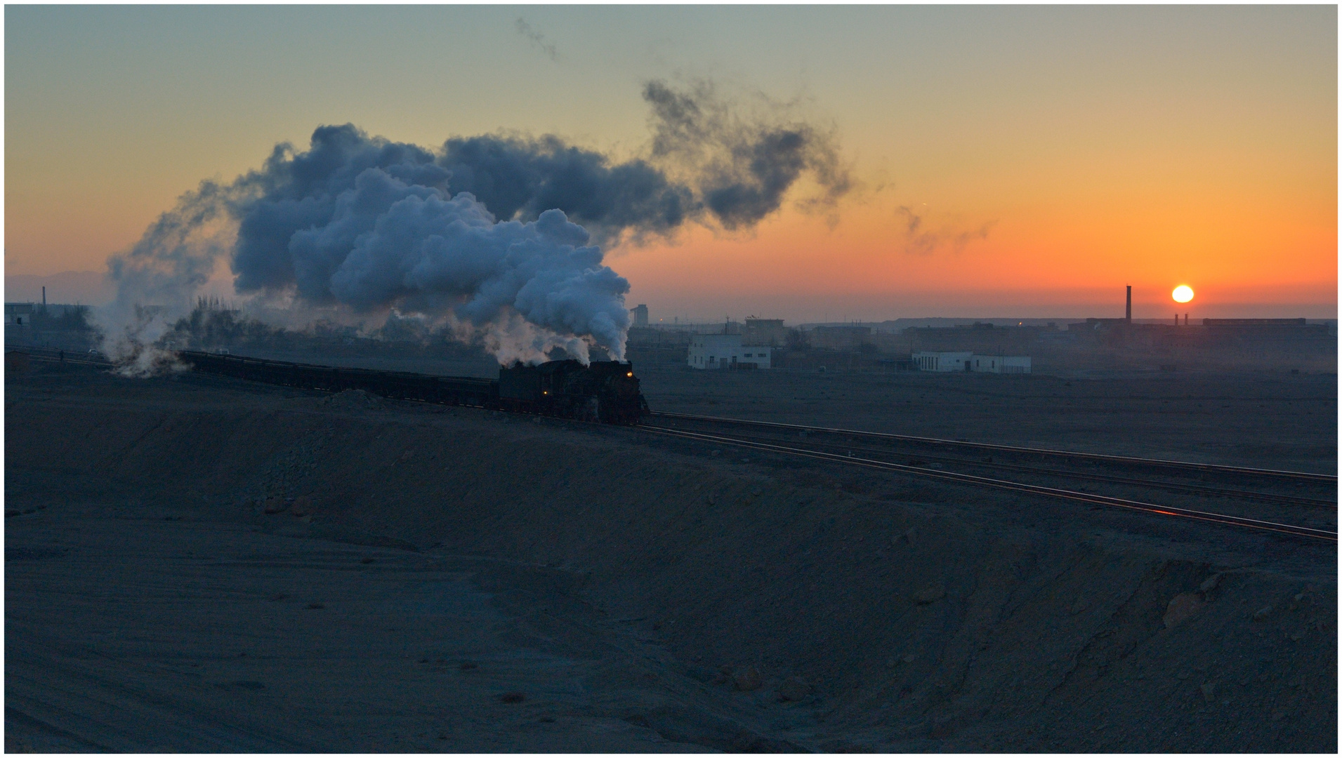 Sonnenaufgang in Dongbolizhan