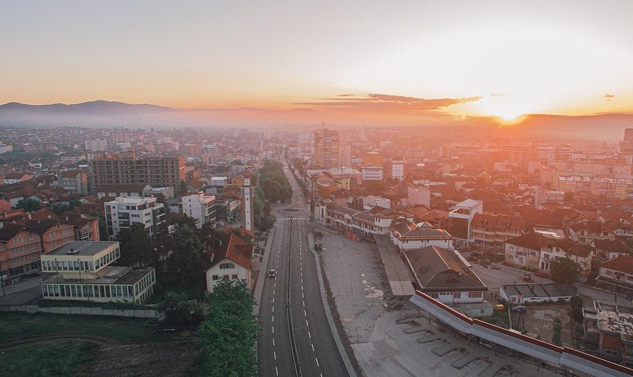 Sonnenaufgang in Gjilan Kosove