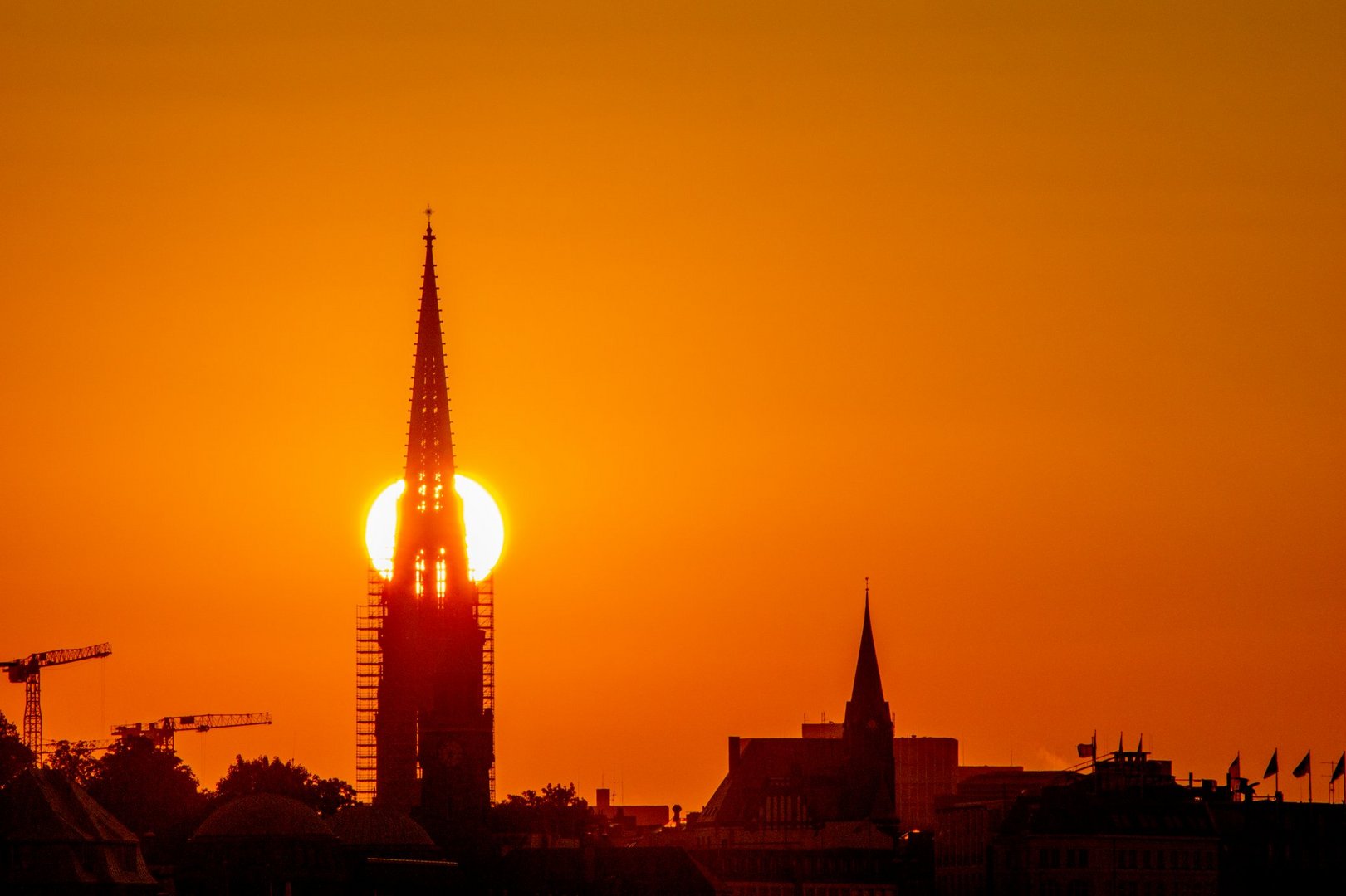 Sonnenaufgang in Hamburg