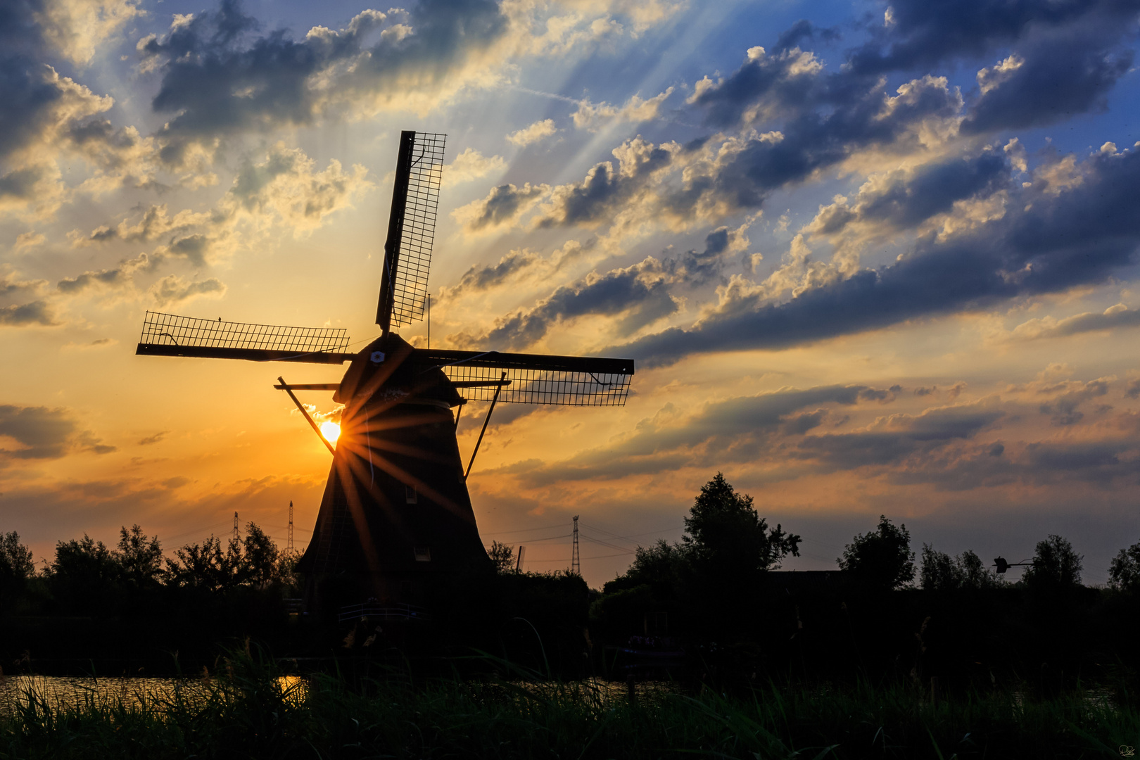 Sonnenaufgang in Kinderdijk