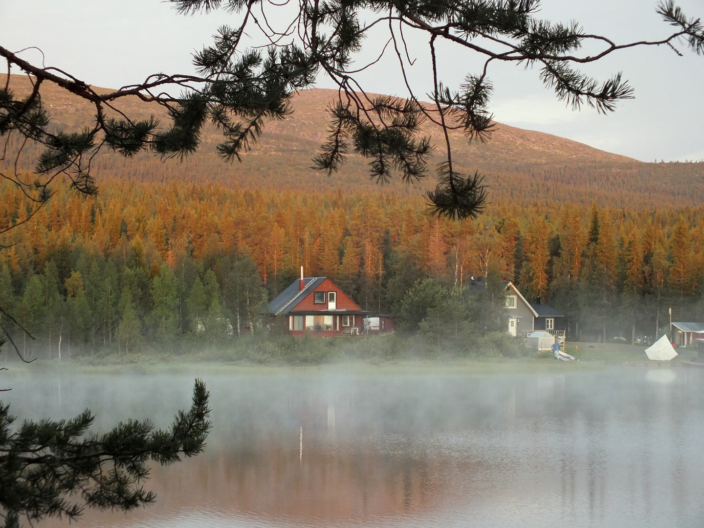 Sonnenaufgang in Lappland