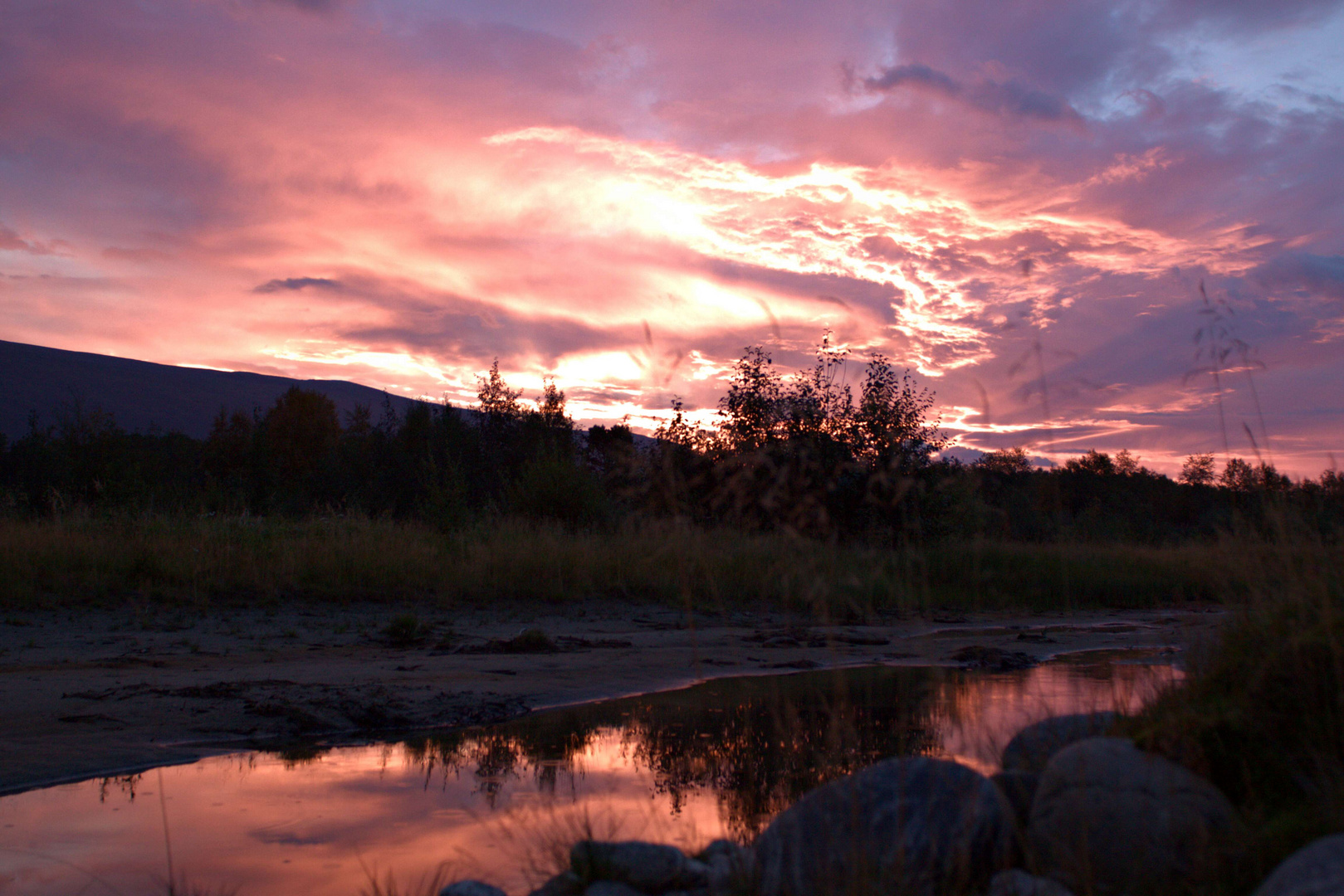 Sonnenaufgang in Lesja (Norwegen)