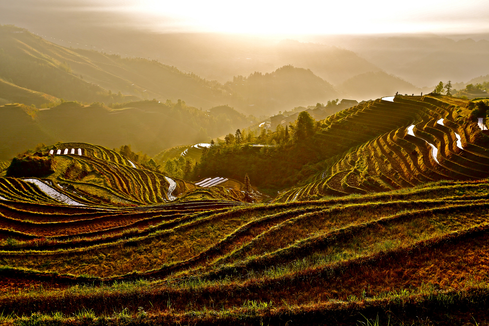 Sonnenaufgang in Longsheng Reisterrassen 3