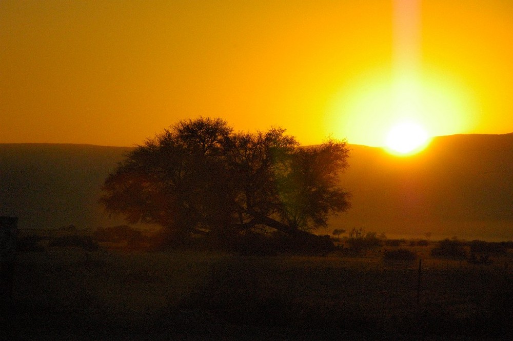 Sonnenaufgang in Namibia !