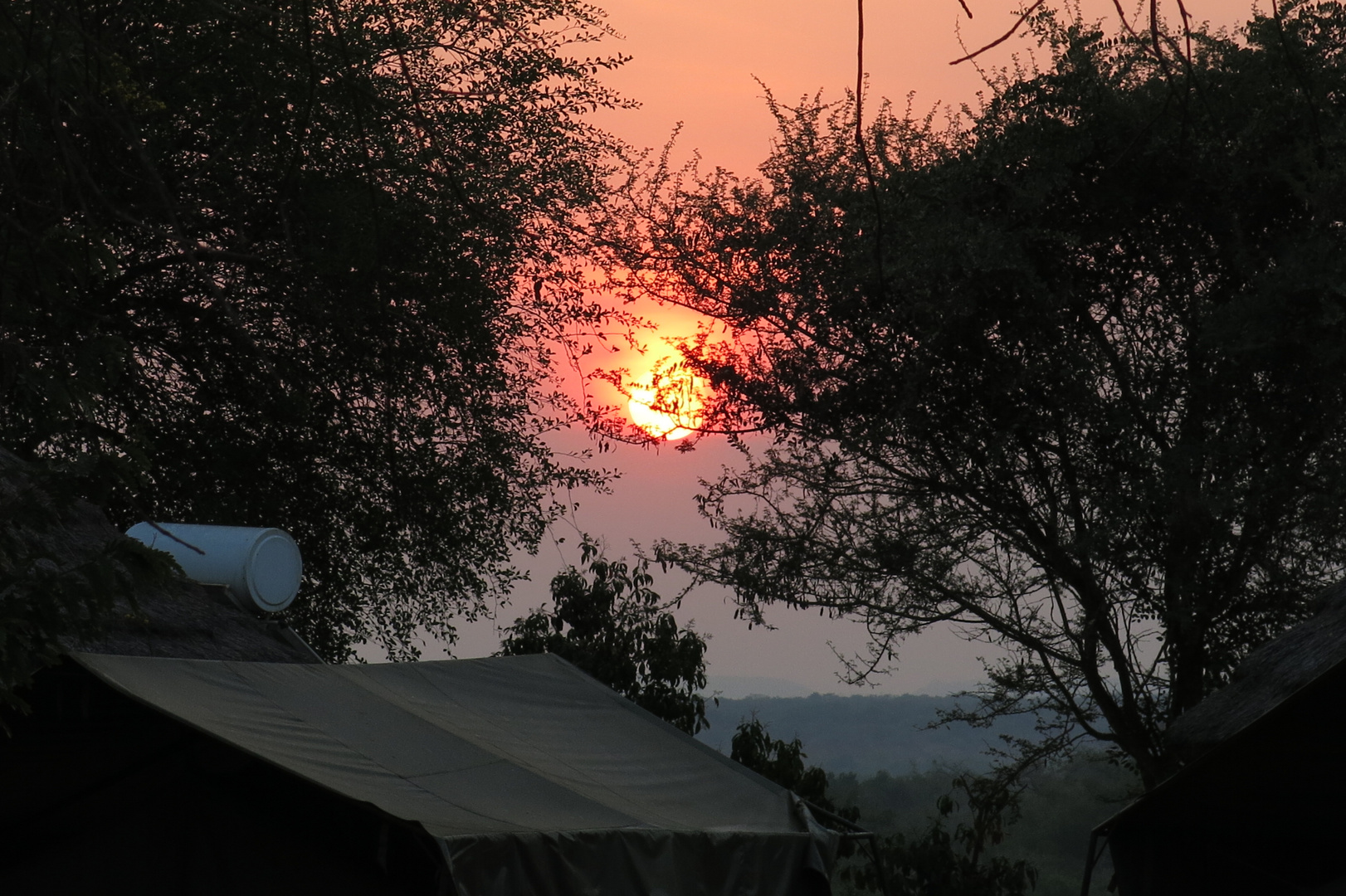 Sonnenaufgang in Ostafrika