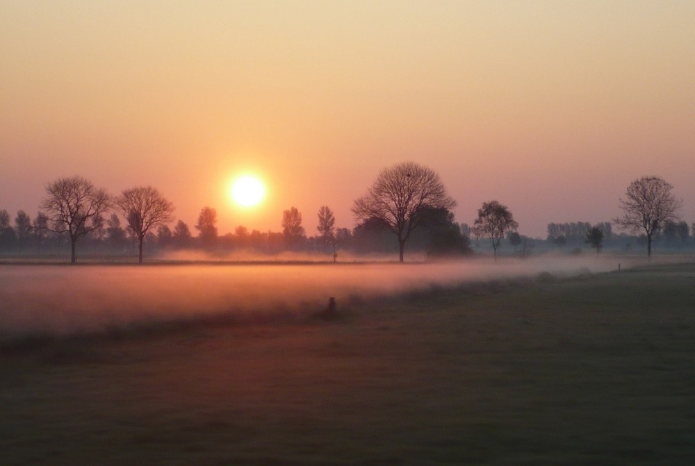 Sonnenaufgang in Ostfriesland