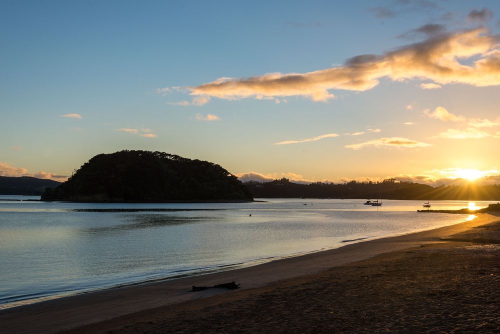 Sonnenaufgang in Pahia (NZ) II