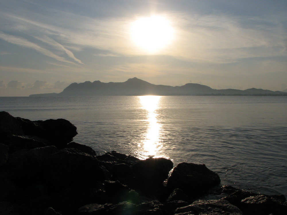 Sonnenaufgang in Porto Pollensa, Mallorca