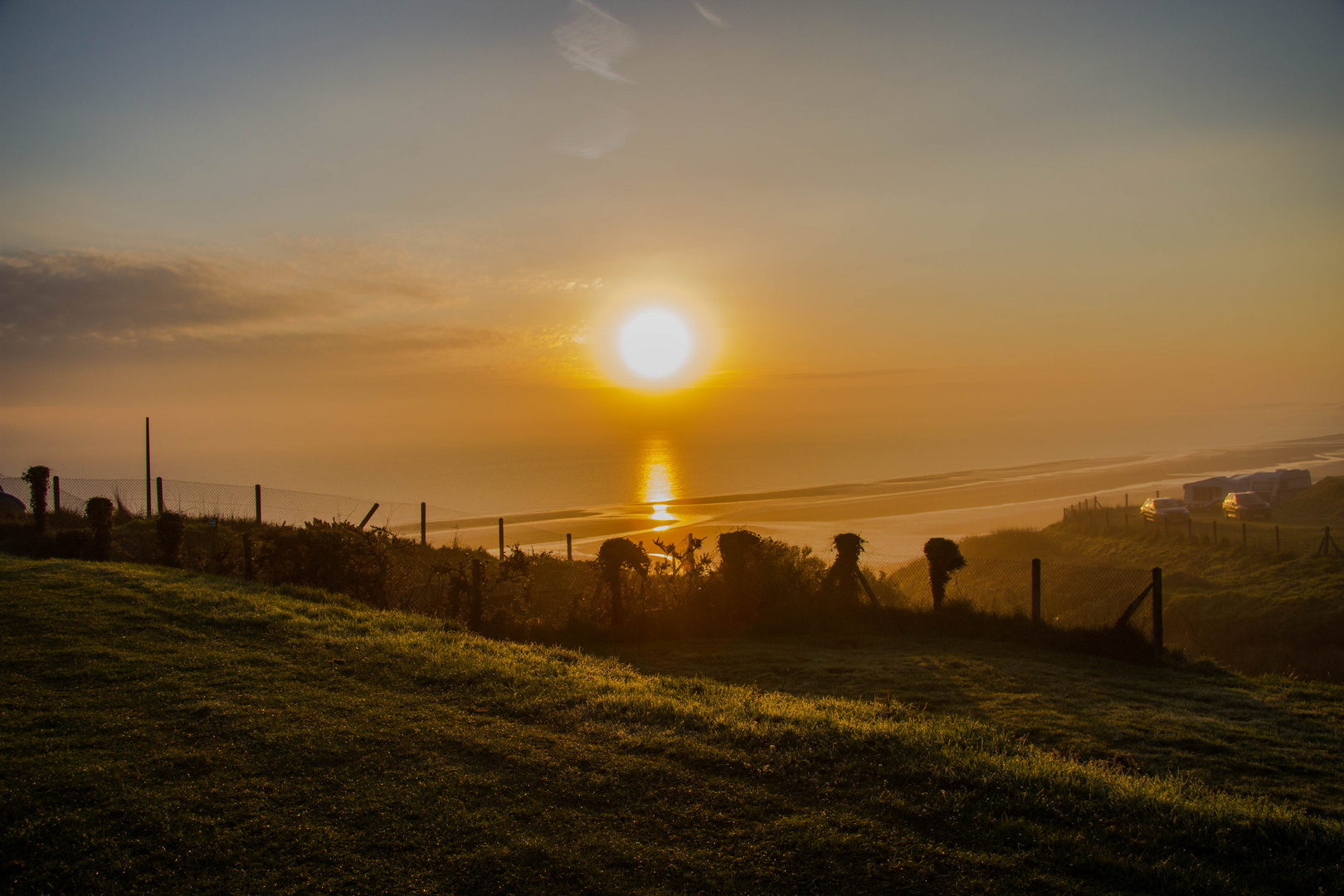 Sonnenaufgang in Saint Marie du Mont (Frankreich Normandie)