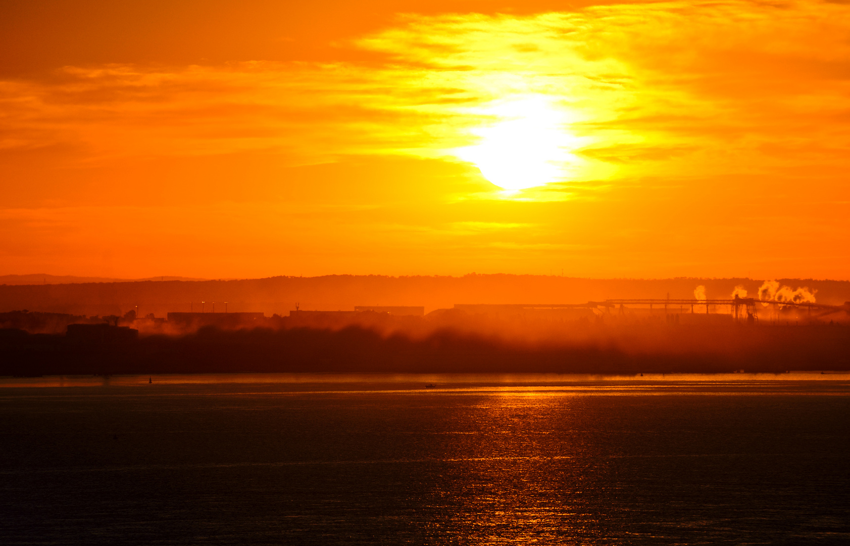 Sonnenaufgang in Setubal / Portugal