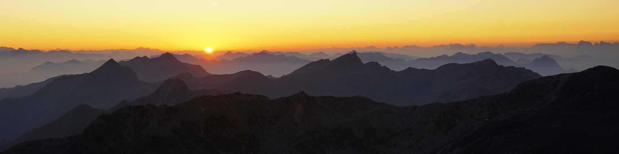 Sonnenaufgang in Süd Tirol