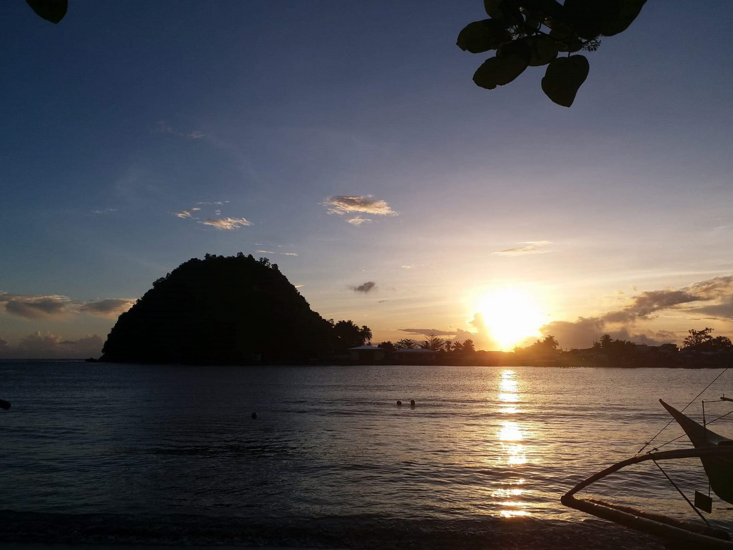 Sonnenaufgang in Tandag City, Philippinen