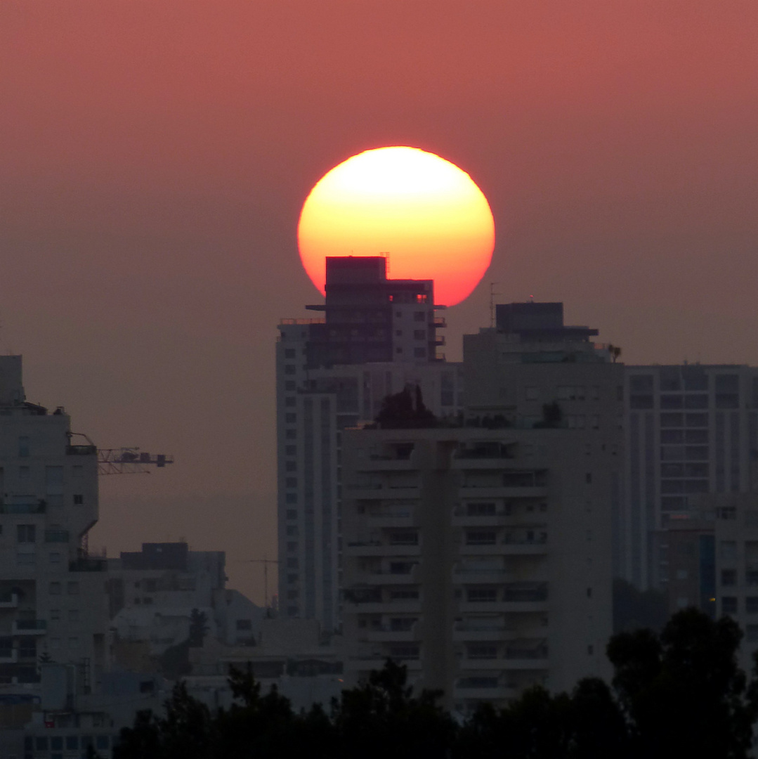 Sonnenaufgang in TelAviv