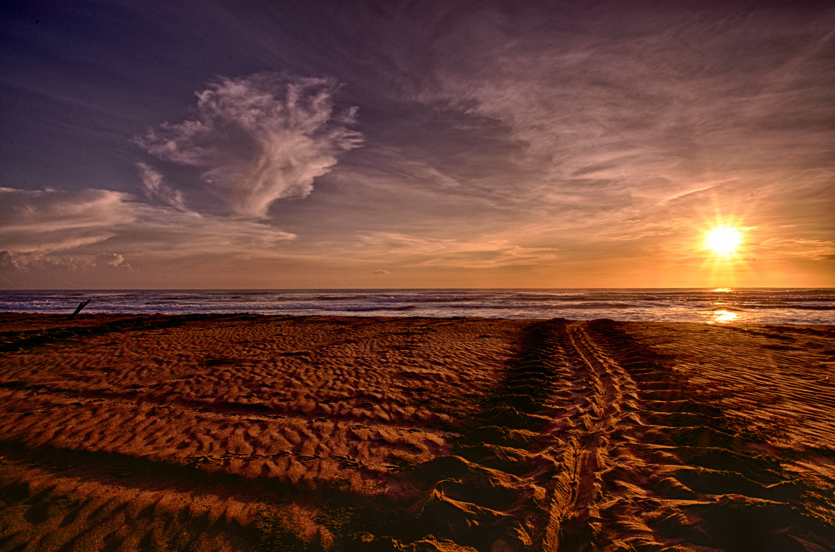 Sonnenaufgang in Tortuguero