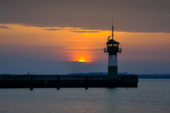 SONNENAUFGANG IN TRAVEMÜNDE