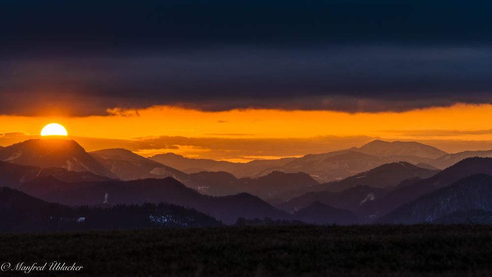 Sonnenaufgang knapp vor der ...