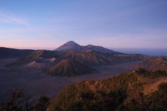 Sonnenaufgang mit Aussicht auf den Bromo