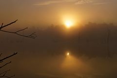 Sonnenaufgang mit Fingerzeig