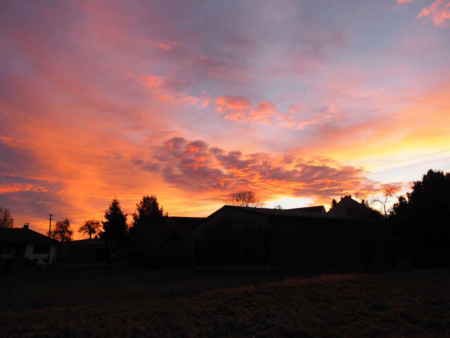 Sonnenaufgang mit Morgenröte