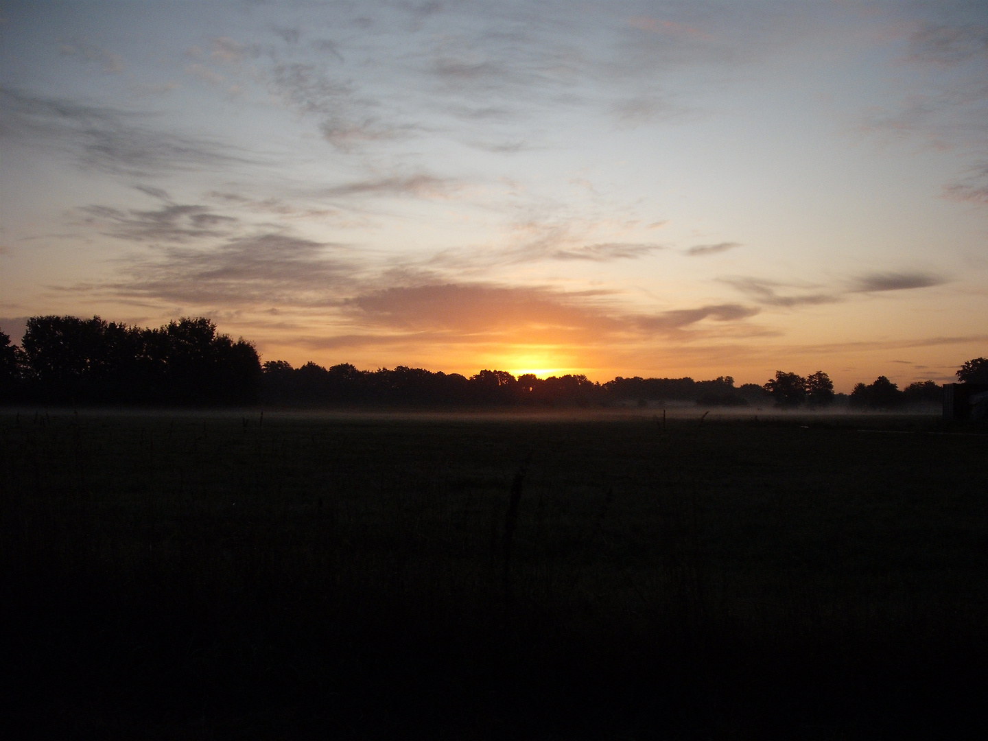 Sonnenaufgang mit Nebel