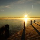 Sonnenaufgang mit Steg Starnbergersee