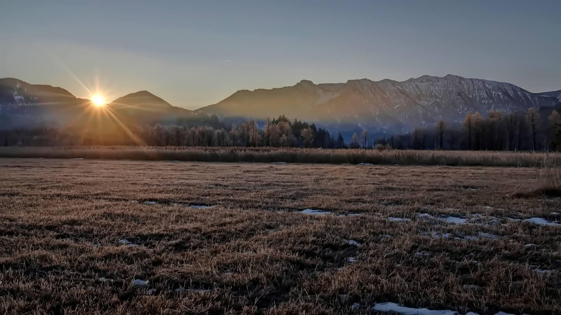 Sonnenaufgang Murnauer Moos im Winter 1