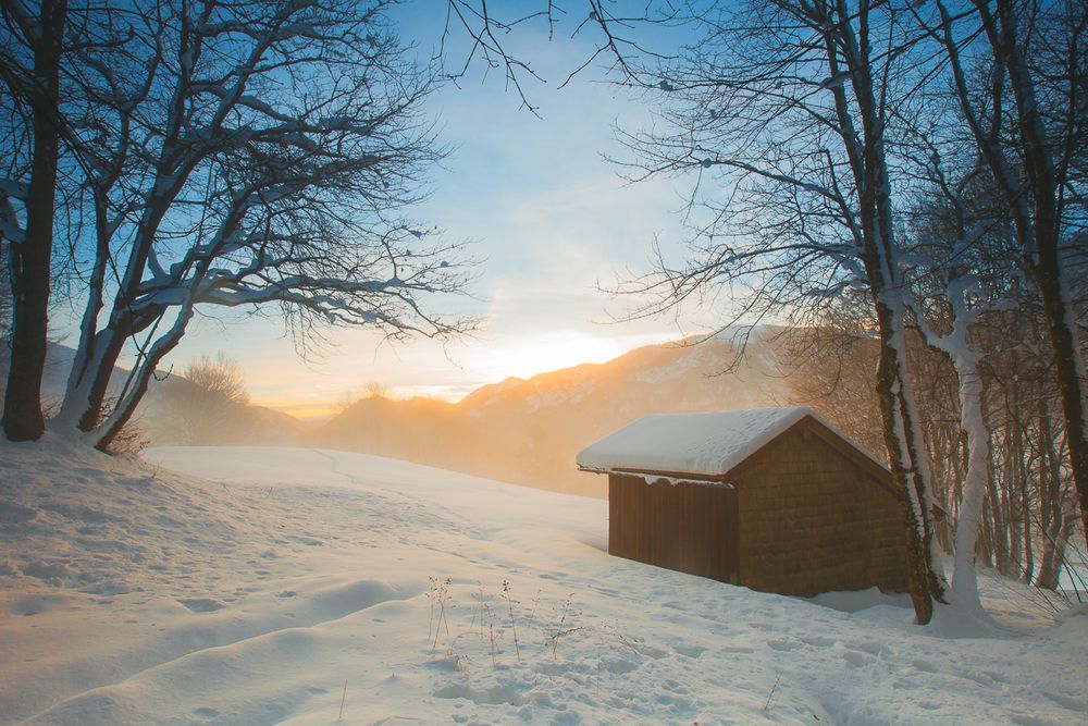 Sonnenaufgang nach dem Schneefall