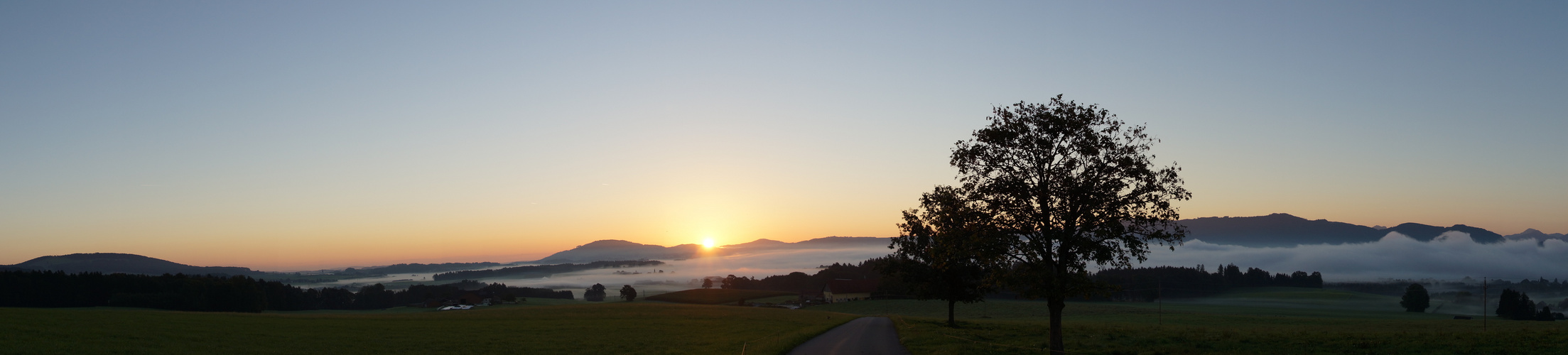 Sonnenaufgang Nähe Wallersee