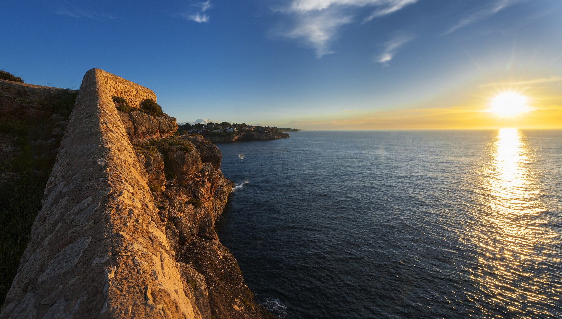 Sonnenaufgang nahe Porto Cristo