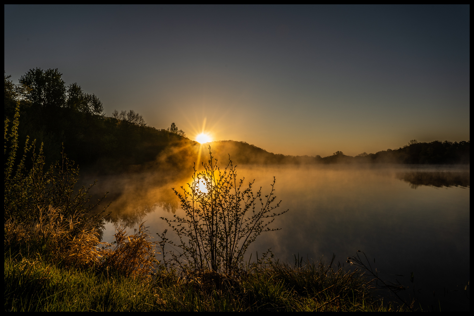 Sonnenaufgang + Nebel + Spiegelung 