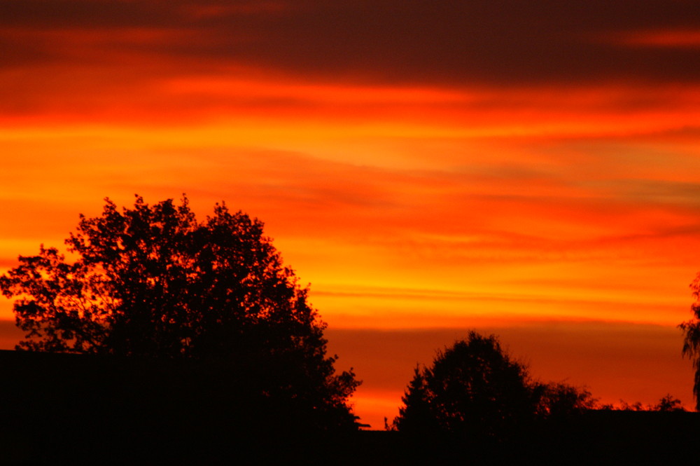 Sonnenaufgang neben Taufkirchen