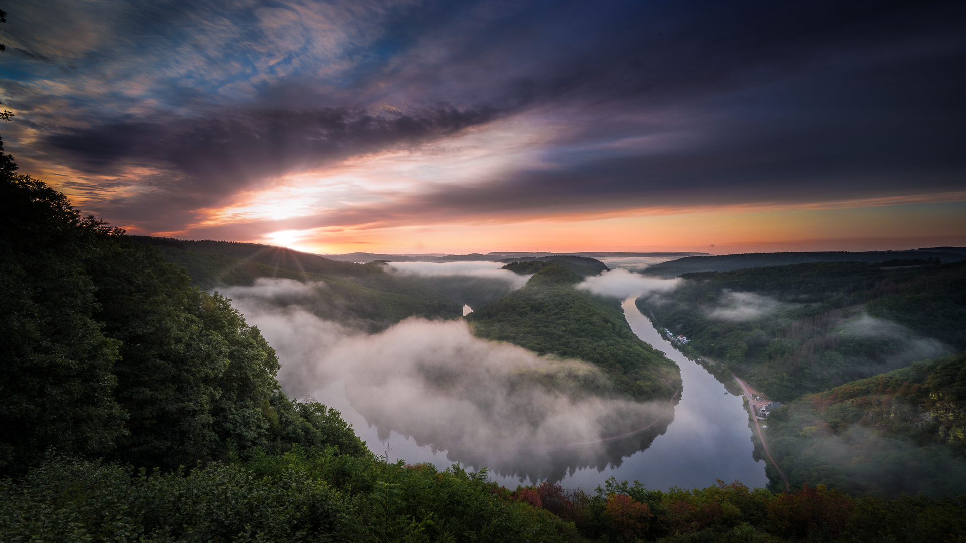 Sonnenaufgang Saarschleife bei Mettlach/Saarland