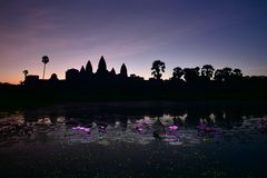 Sonnenaufgang über Angkor Wat