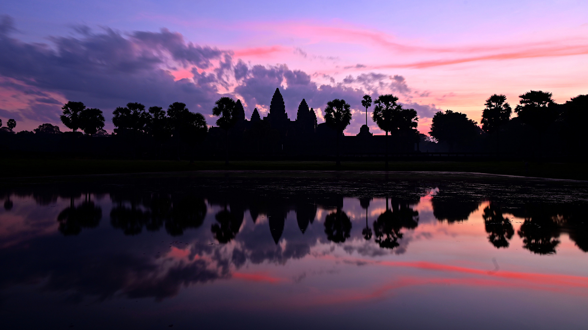 Sonnenaufgang über Angkor Wat