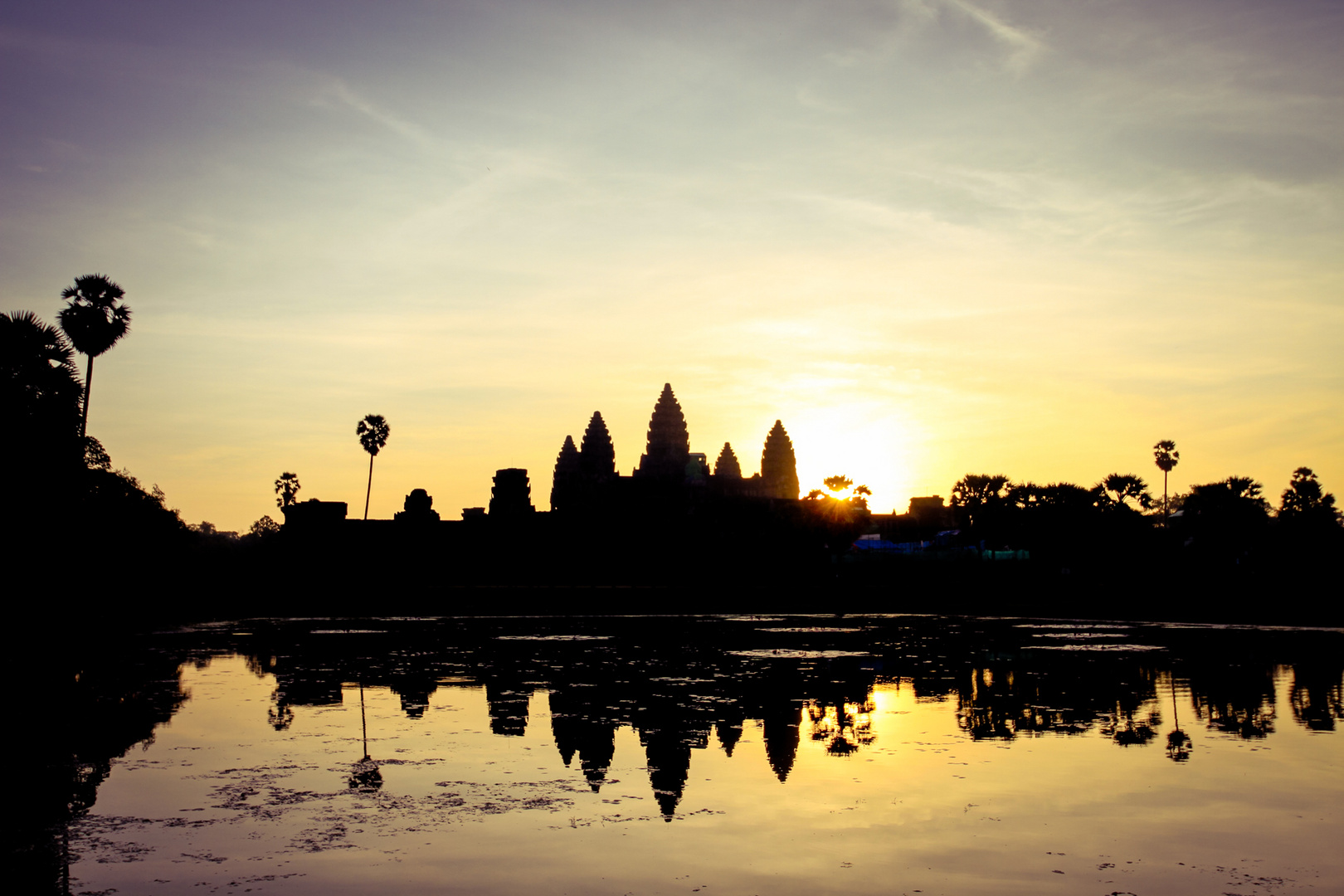 Sonnenaufgang über Angkor Wat