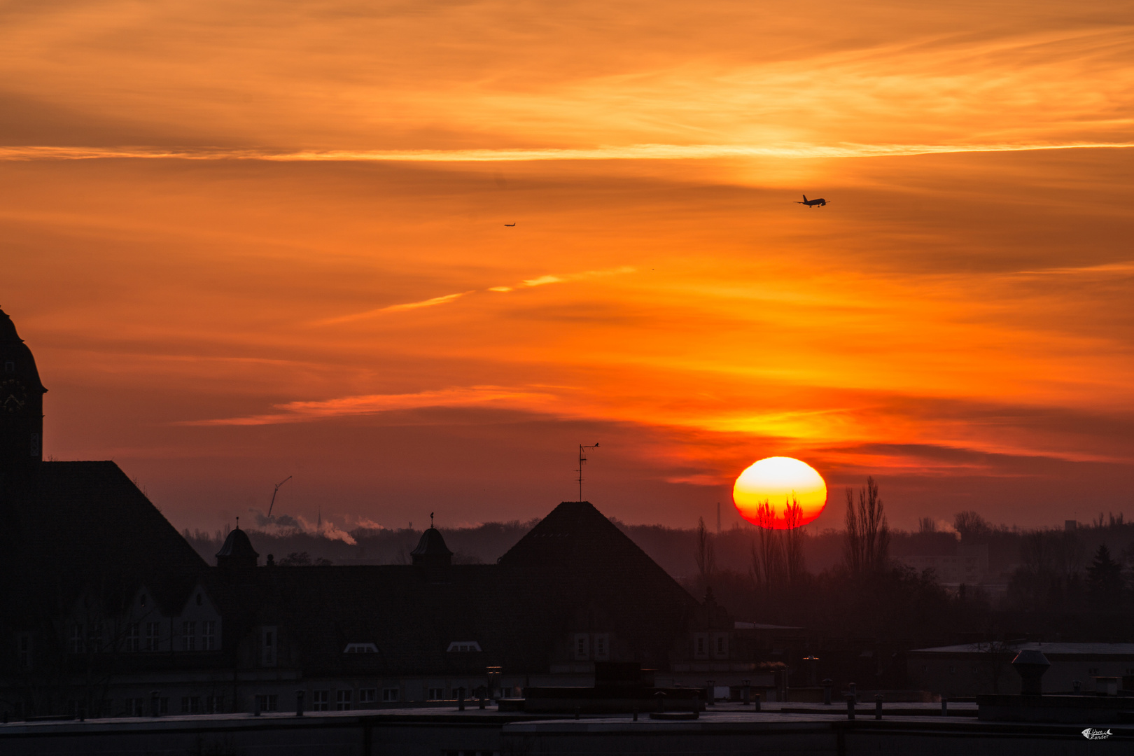 Sonnenaufgang über Berlin-Tegel