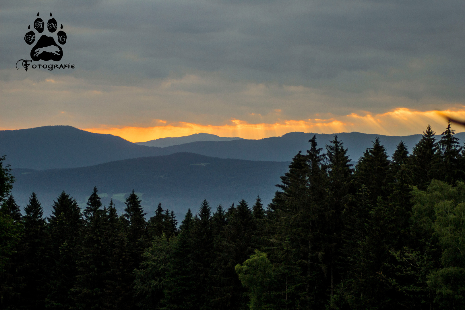 Sonnenaufgang über dem Bayrischen Wald