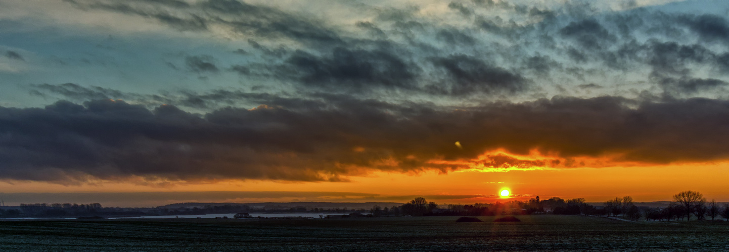 Sonnenaufgang über dem Dambecker Moor