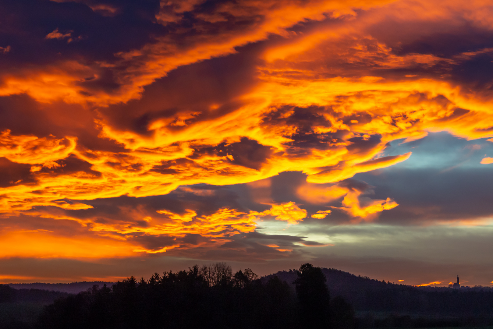 Sonnenaufgang über dem Eichelberg