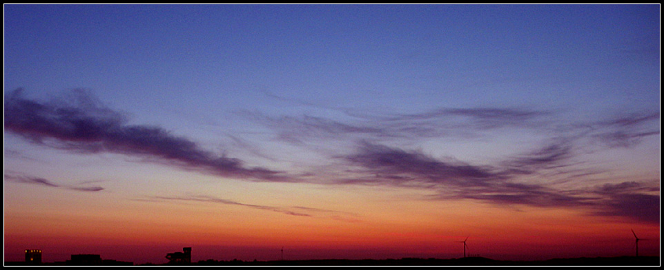 Sonnenaufgang über dem Expo-Gelände Hannover