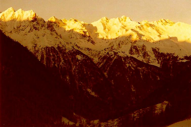 Sonnenaufgang über dem Geigenkamm Ötztal