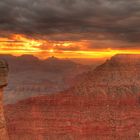 Sonnenaufgang über dem Grand Canyon