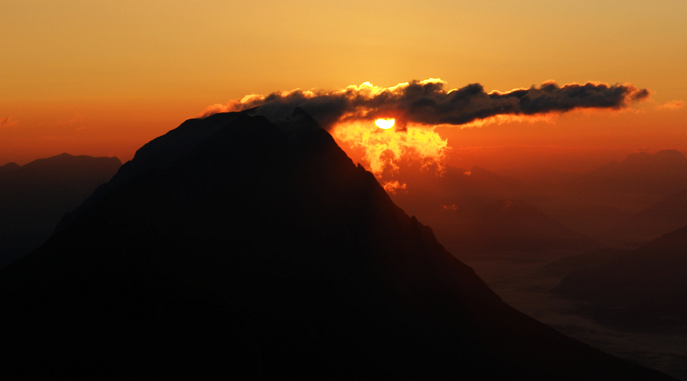 Sonnenaufgang über dem Grimming